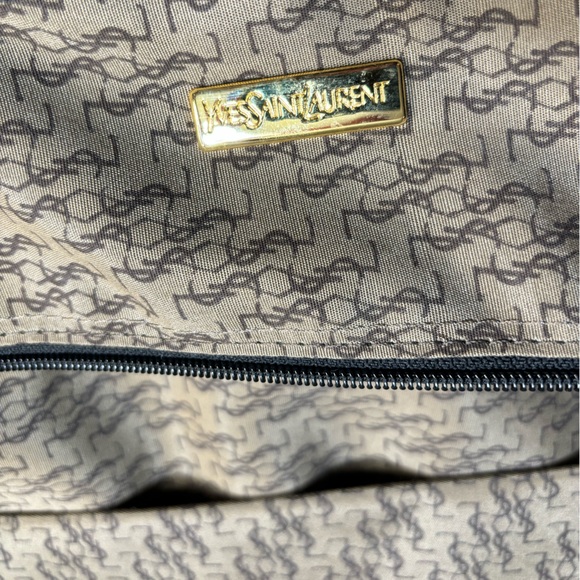 Yves Saint Laurent travel bag - Picture 5 of 16